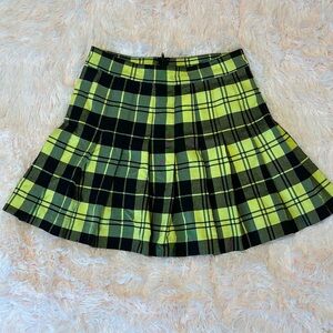Cute Black & Yellow Plaid Skirt
